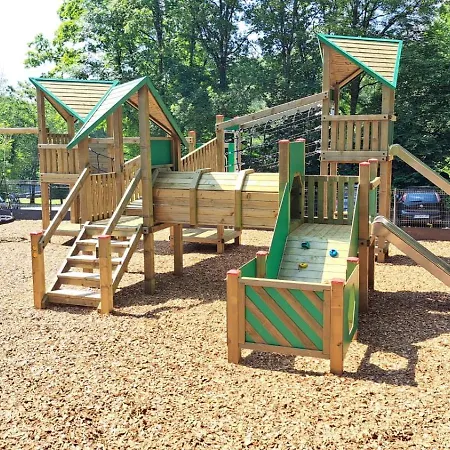 Nolan, Ardennen Шале *